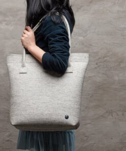 SRSFBAG006