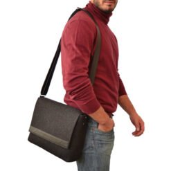 SRSFBAG017